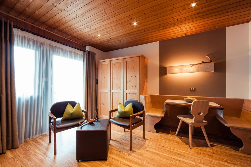 Siegi - Aparthotel & Retreat 파르치네스 외부 사진